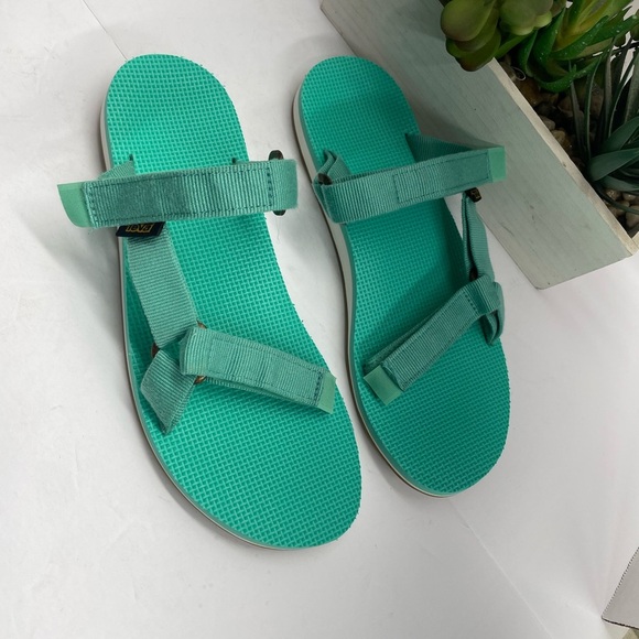 Teva Aqua Women's Sandals - Picture 1 of 4